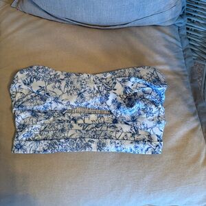 SHEIN Blue and White Floral Crop Top